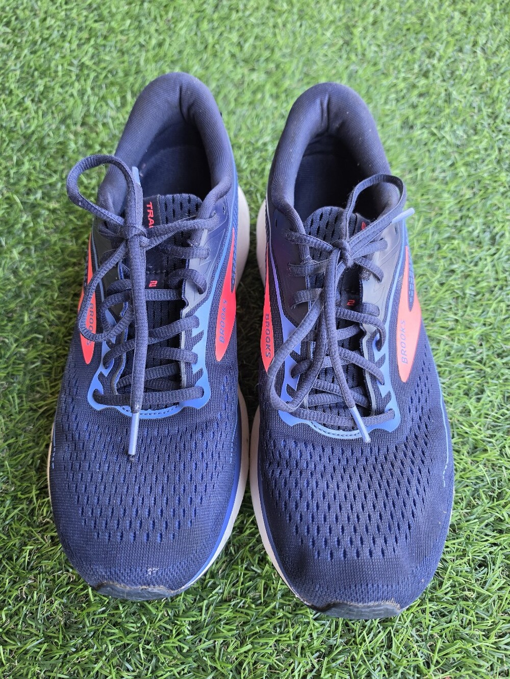 Brooks Trace 2 Womens Running Shoes Size 11